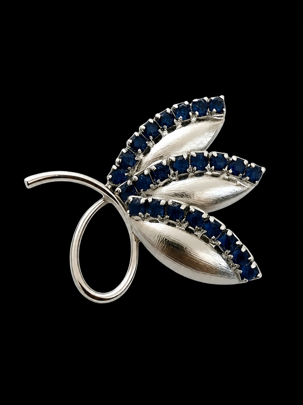 Unsigned Brushed-Leaf Costume Brooch
